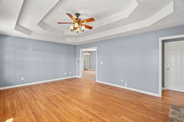 6041 McDaniels Rd, Springfield, TN 37172
