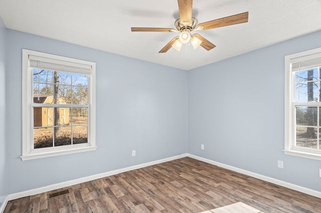 6041 McDaniels Rd, Springfield, TN 37172