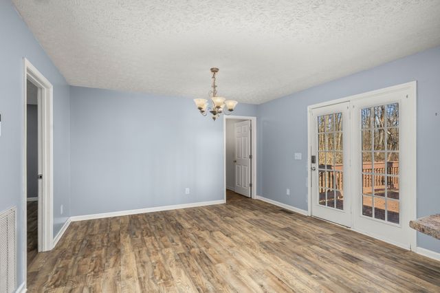 6041 McDaniels Rd, Springfield, TN 37172