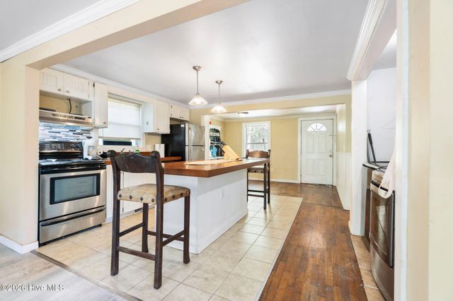 2715 Castle Hayne Road, Wilmington, NC 28401