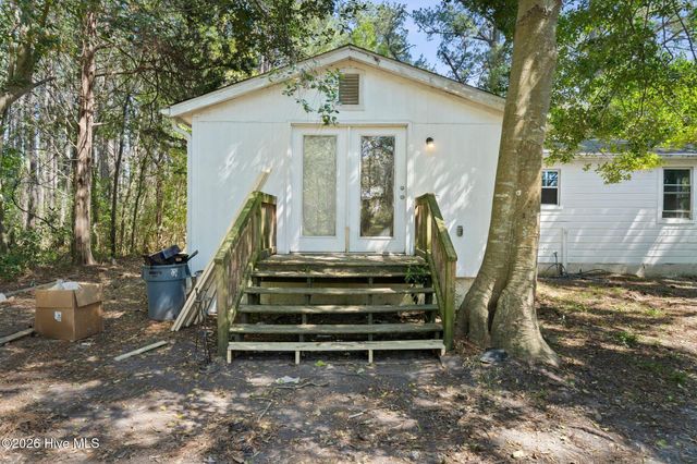 2715 Castle Hayne Road, Wilmington, NC 28401