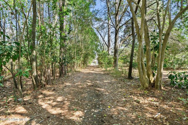 2715 Castle Hayne Road, Wilmington, NC 28401