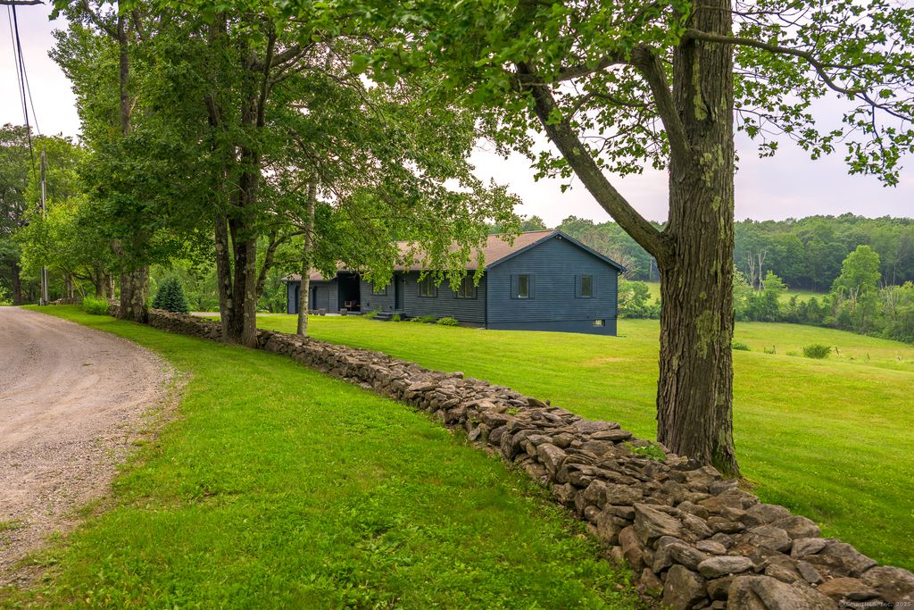 10 Surdan Mountain Road, Sharon, CT 06069