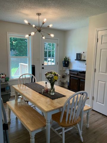 1925 Timberline Cir, Oak Grove, KY 42262