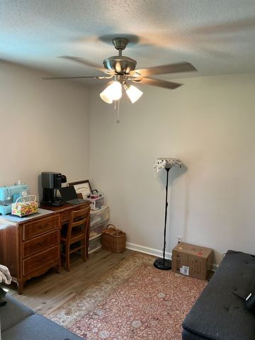 1925 Timberline Cir, Oak Grove, KY 42262