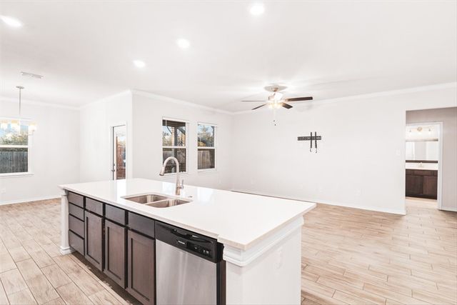 1954 Admiral Lane, Aransas Pass, TX 78336