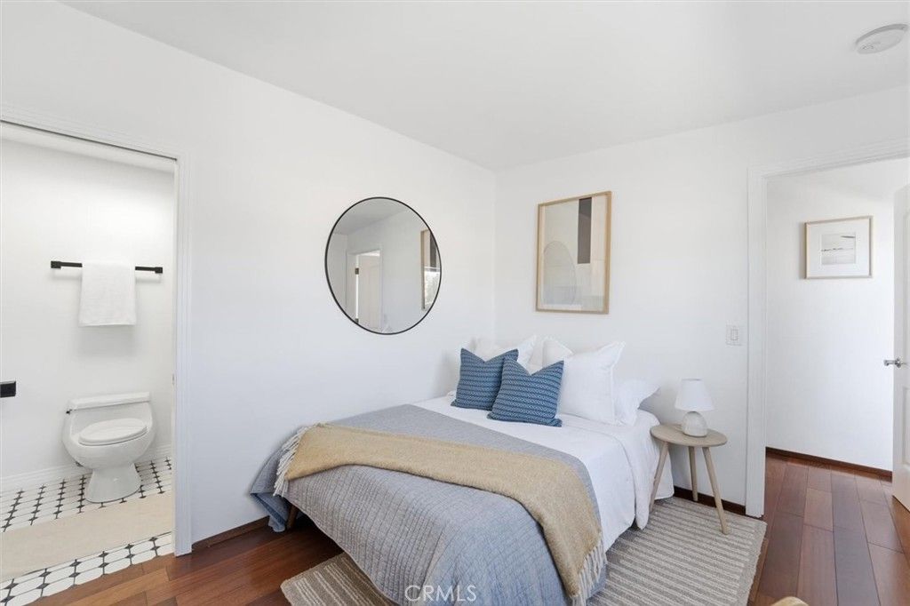 Image 24 of property listing at 320 Paseo De La Playa #E, Redondo Beach, CA 90277