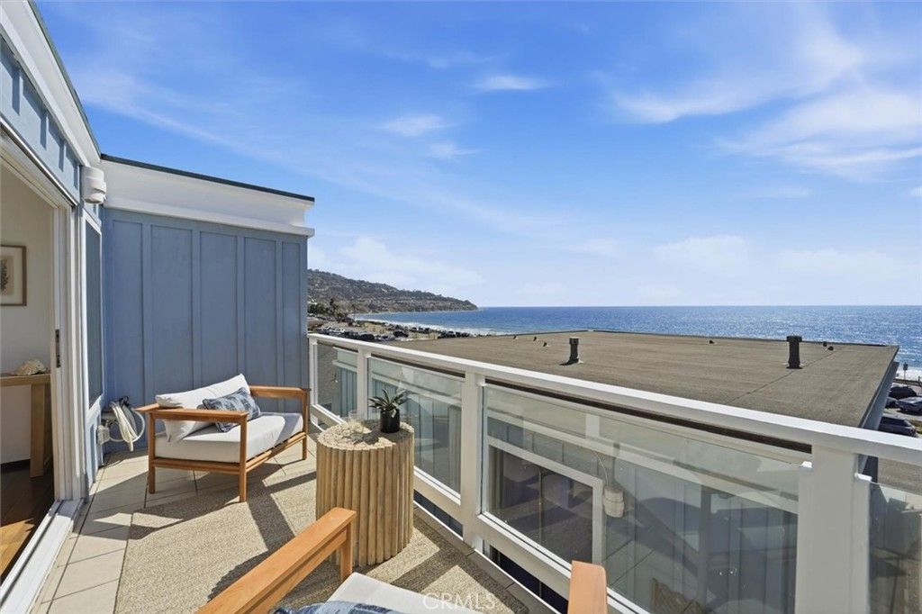 Image 34 of property listing at 320 Paseo De La Playa #E, Redondo Beach, CA 90277