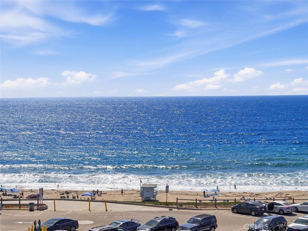 Image 38 of property listing at 320 Paseo De La Playa #E, Redondo Beach, CA 90277