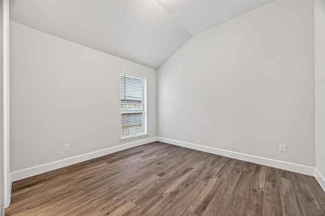 302 Sky Top Drive, Montgomery, TX 77316