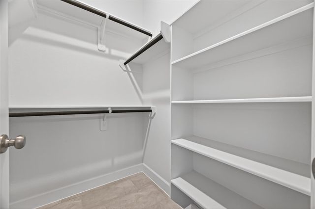 302 Sky Top Drive, Montgomery, TX 77316