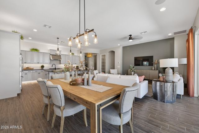 23024 E ARROWHEAD Trail, Queen Creek, AZ 85142