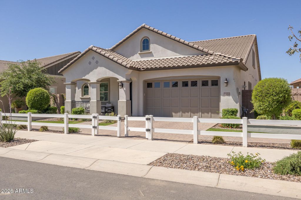 23024 E ARROWHEAD Trail, Queen Creek, AZ 85142 — photo 3