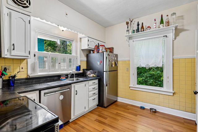 26 W 30th Street, Latonia, KY 41015
