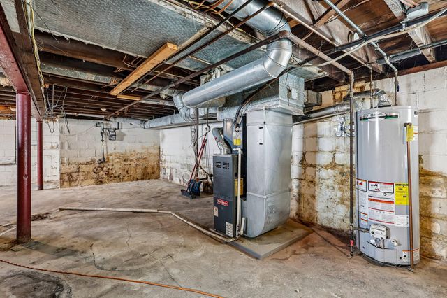 26 W 30th Street, Latonia, KY 41015