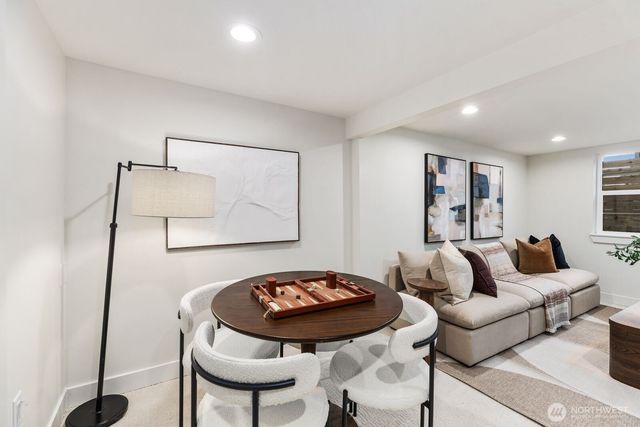 306 NW 45th Street, Seattle, WA 98107