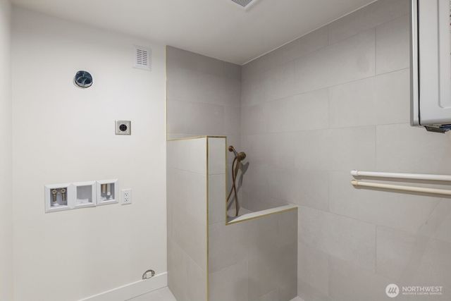 306 NW 45th Street, Seattle, WA 98107