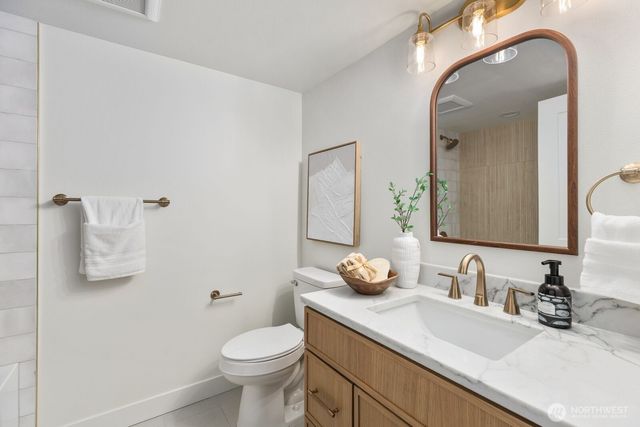 306 NW 45th Street, Seattle, WA 98107