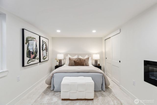 306 NW 45th Street, Seattle, WA 98107