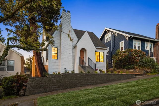 306 NW 45th Street, Seattle, WA 98107