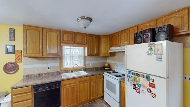 120 Senna Road, Fitchburg, MA 01420