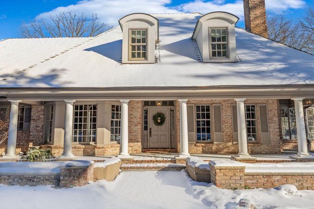 8590 N Green Bay COURT, River Hills, WI 53217