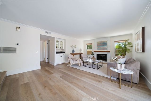 672 Garland Court, Thousand Oaks, CA 91360