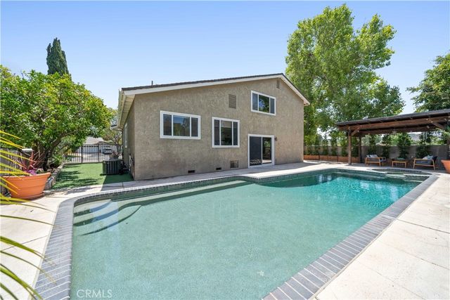 672 Garland Court, Thousand Oaks, CA 91360