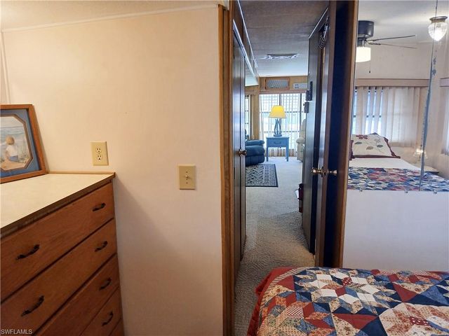 18 Fountain View BLVD, North Fort Myers, FL 33903