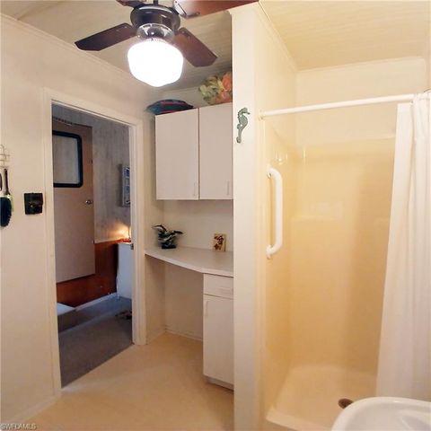 18 Fountain View BLVD, North Fort Myers, FL 33903