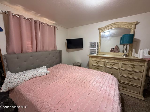 1635 E Tall Timber LOOP, Post Falls, ID 83854