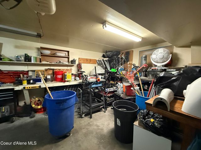 1635 E Tall Timber LOOP, Post Falls, ID 83854