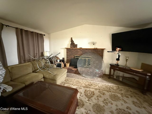 1635 E Tall Timber LOOP, Post Falls, ID 83854