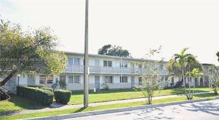 130 NE 202nd Ter S21, Miami Gardens, FL 33179