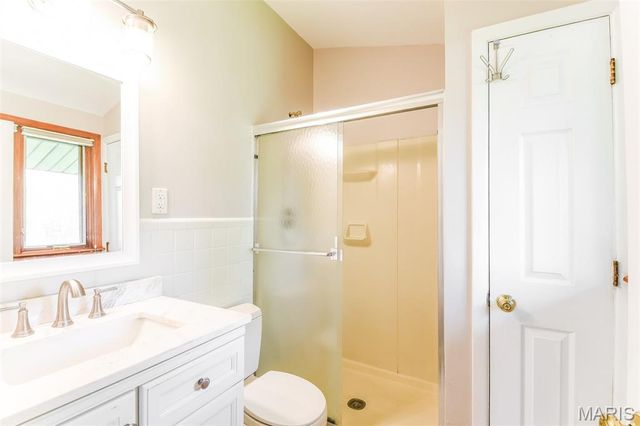 123 Brookside Court, St Louis, MO 63146