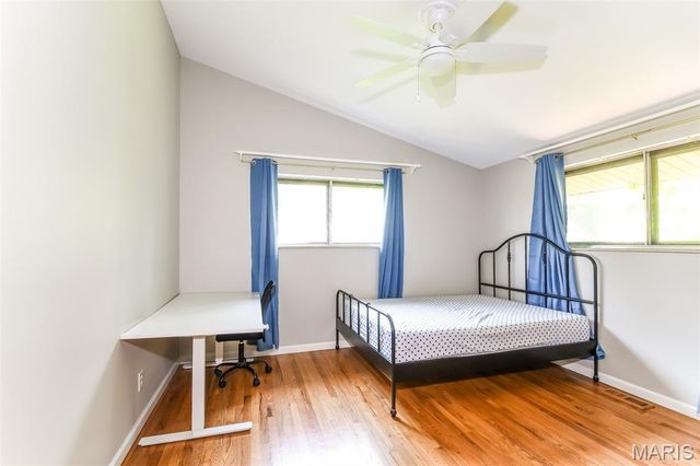 123 Brookside Court, St Louis, MO 63146
