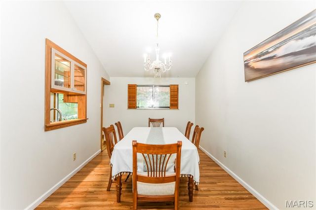 123 Brookside Court, St Louis, MO 63146