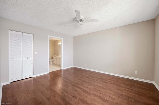 7784 Emerald Cir Apt 203, Naples, FL 34109