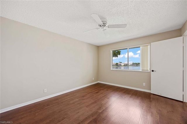 7784 Emerald Cir Apt 203, Naples, FL 34109