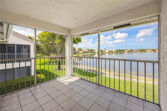 7784 Emerald Cir Apt 203, Naples, FL 34109
