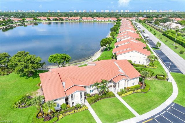 7784 Emerald Cir Apt 203, Naples, FL 34109