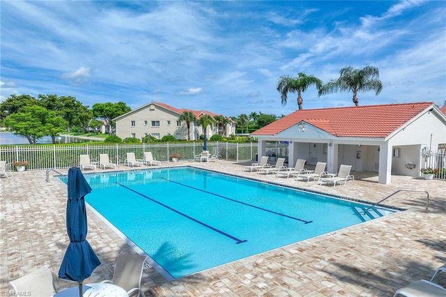 7784 Emerald Cir Apt 203, Naples, FL 34109