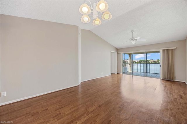 7784 Emerald Cir Apt 203, Naples, FL 34109