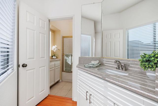 4353 Nobel Drive 65, San Diego, CA 92122