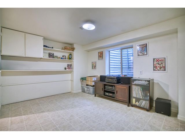 311 Wadsworth Ct, Longmont, CO 80504