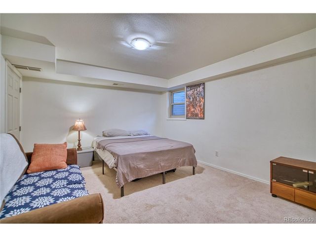 311 Wadsworth Ct, Longmont, CO 80504