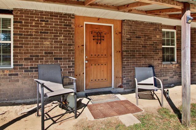 2599 E Hawthorne Rd, Leesville, LA 71446