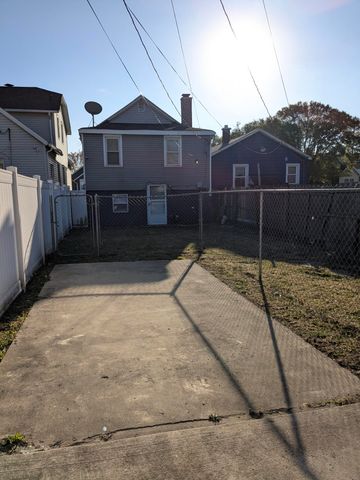 919 Sibley Street, Hammond, IN 46320