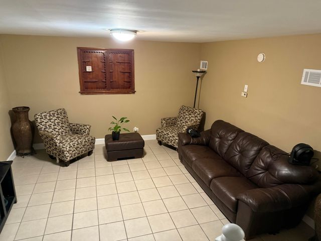 919 Sibley Street, Hammond, IN 46320