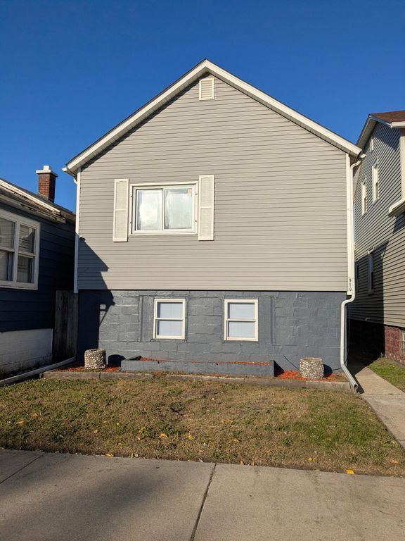 919 Sibley Street, Hammond, IN 46320